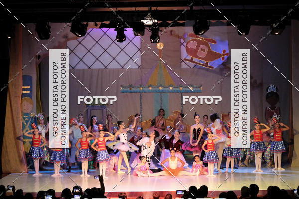Buy your photos of the eventEspetculo  A fbrica de brinquedos   Ballet Espao de dana Carla Coyado on Fotop