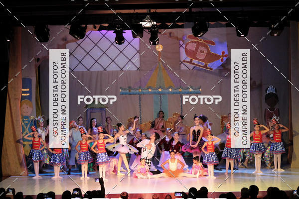 Buy your photos of the eventEspetculo  A fbrica de brinquedos   Ballet Espao de dana Carla Coyado on Fotop