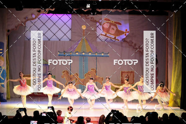 Buy your photos of the eventEspetculo  A fbrica de brinquedos   Ballet Espao de dana Carla Coyado on Fotop