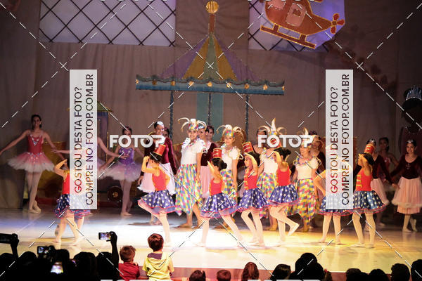 Buy your photos of the eventEspetculo  A fbrica de brinquedos   Ballet Espao de dana Carla Coyado on Fotop