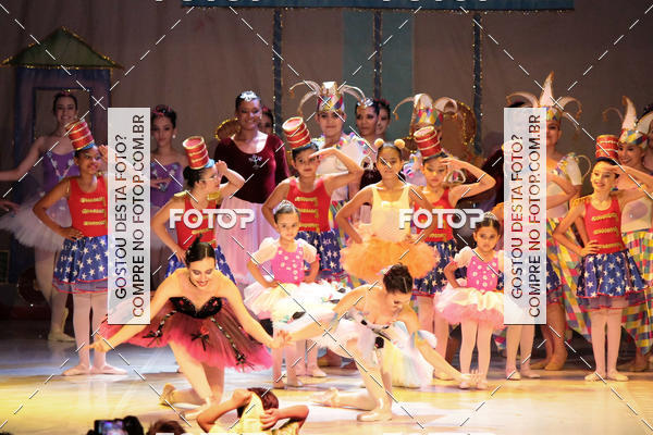 Buy your photos of the eventEspetculo  A fbrica de brinquedos   Ballet Espao de dana Carla Coyado on Fotop