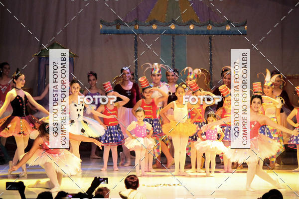 Buy your photos of the eventEspetculo  A fbrica de brinquedos   Ballet Espao de dana Carla Coyado on Fotop
