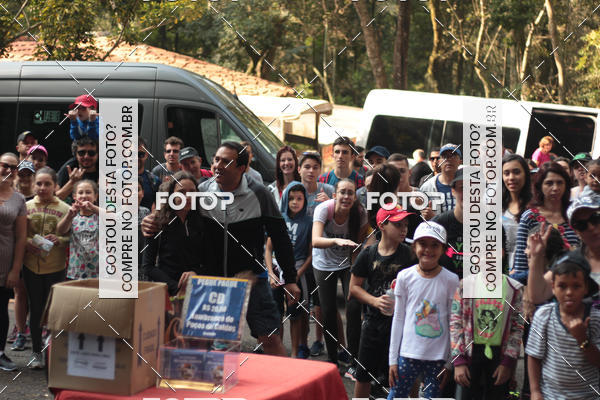 Buy your photos of the event11 Caminhada Ecolgica  Subida ao Cristo - Colgio Nini Mouro on Fotop