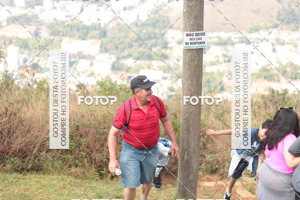 Buy your photos of the event11 Caminhada Ecolgica  Subida ao Cristo - Colgio Nini Mouro on Fotop