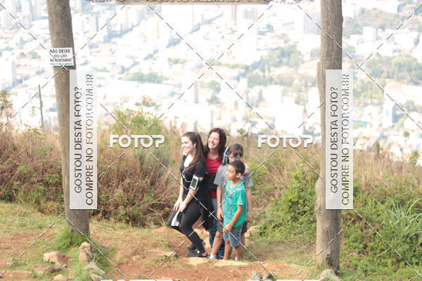 Buy your photos of the event11 Caminhada Ecolgica  Subida ao Cristo - Colgio Nini Mouro on Fotop