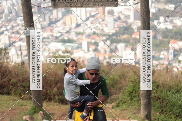 Compre suas fotos do evento11 Caminhada Ecolgica  Subida ao Cristo - Colgio Nini Mouro no Fotop