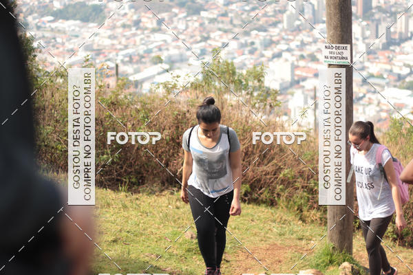 Compre as suas fotos do evento11 Caminhada Ecolgica  Subida ao Cristo - Colgio Nini Mouro no Fotop