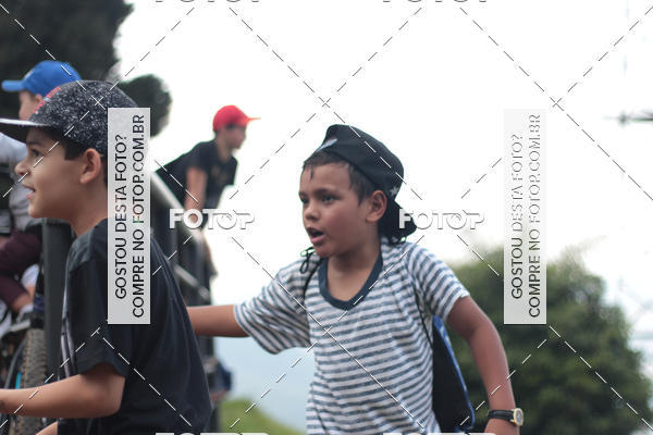 Compre as suas fotos do evento11 Caminhada Ecolgica  Subida ao Cristo - Colgio Nini Mouro no Fotop