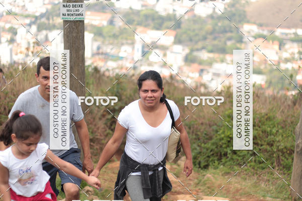 Achetez vos photos de l'vnement11 Caminhada Ecolgica  Subida ao Cristo - Colgio Nini Mouro sur Fotop