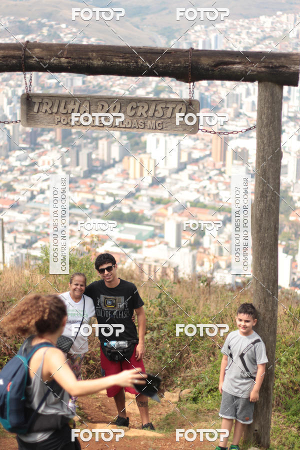 Achetez vos photos de l'vnement11 Caminhada Ecolgica  Subida ao Cristo - Colgio Nini Mouro sur Fotop