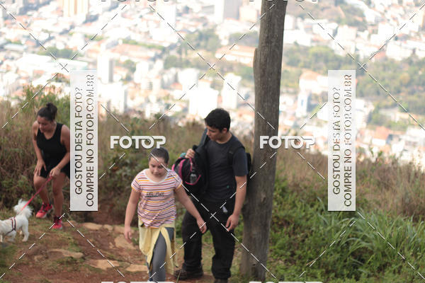 Achetez vos photos de l'vnement11 Caminhada Ecolgica  Subida ao Cristo - Colgio Nini Mouro sur Fotop