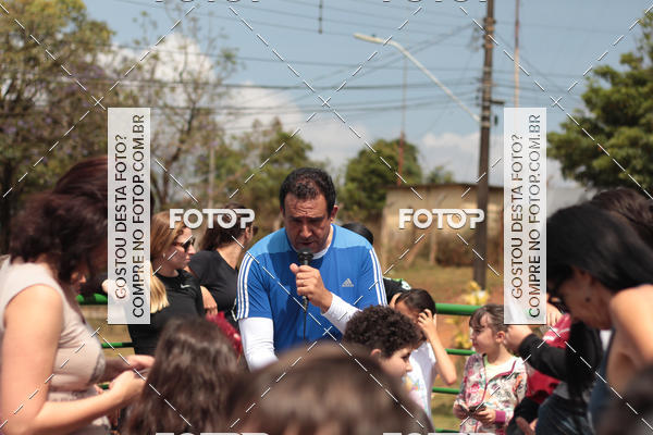 Buy your photos of the event11 Caminhada Ecolgica  Subida ao Cristo - Colgio Nini Mouro on Fotop