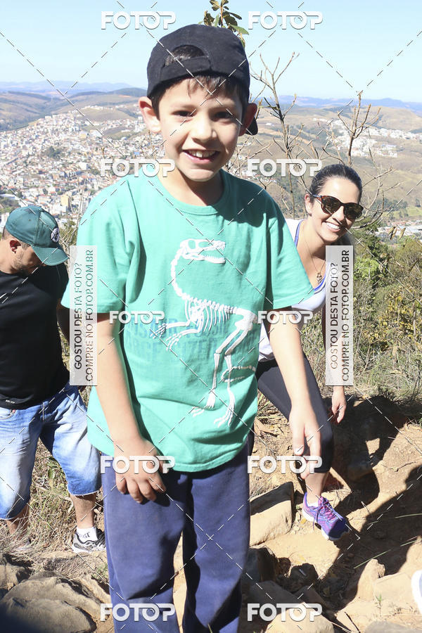 Achetez vos photos de l'vnement11 Caminhada Ecolgica  Subida ao Cristo - Colgio Nini Mouro sur Fotop