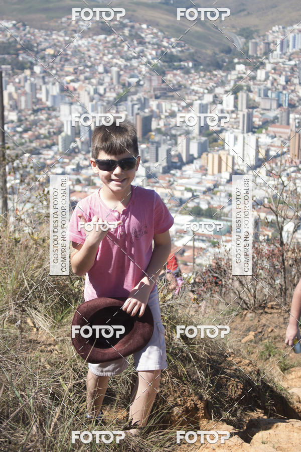 Compre suas fotos do evento11 Caminhada Ecolgica  Subida ao Cristo - Colgio Nini Mouro no Fotop