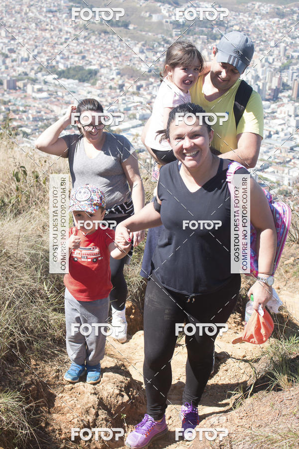 Compre suas fotos do evento11 Caminhada Ecolgica  Subida ao Cristo - Colgio Nini Mouro no Fotop