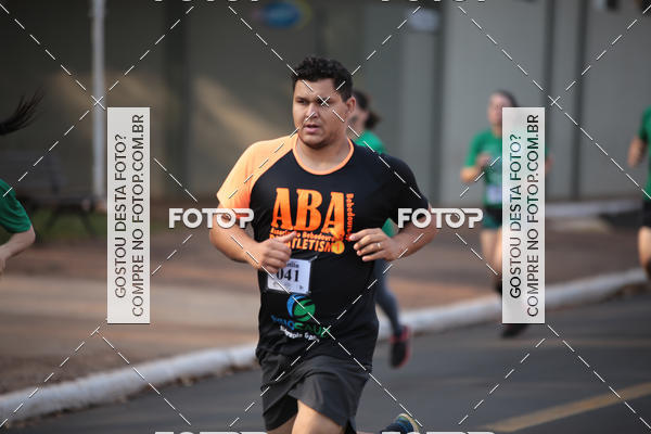 Buy your photos of the event1 Military Cross Run on Fotop