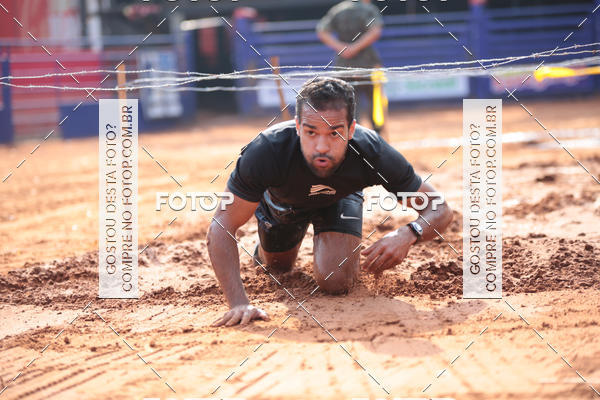 Buy your photos of the event1 Military Cross Run on Fotop