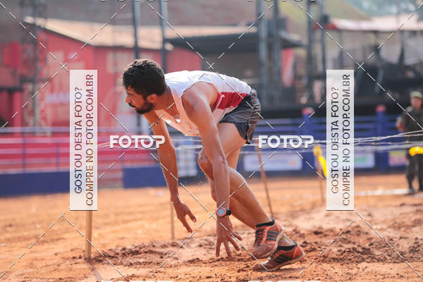 Buy your photos of the event1 Military Cross Run on Fotop