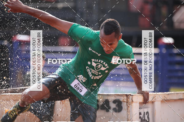 Buy your photos of the event1 Military Cross Run on Fotop