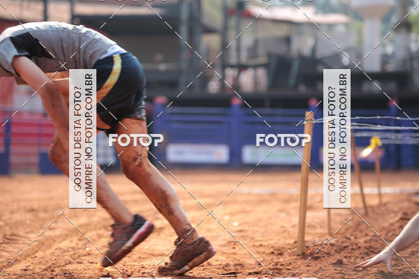 Buy your photos of the event1 Military Cross Run on Fotop
