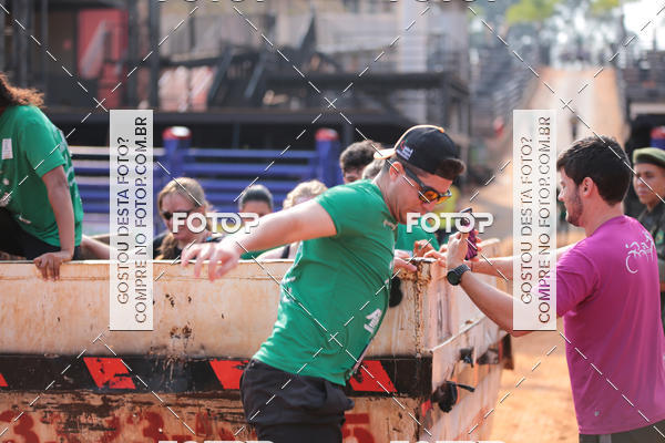 Buy your photos of the event1 Military Cross Run on Fotop