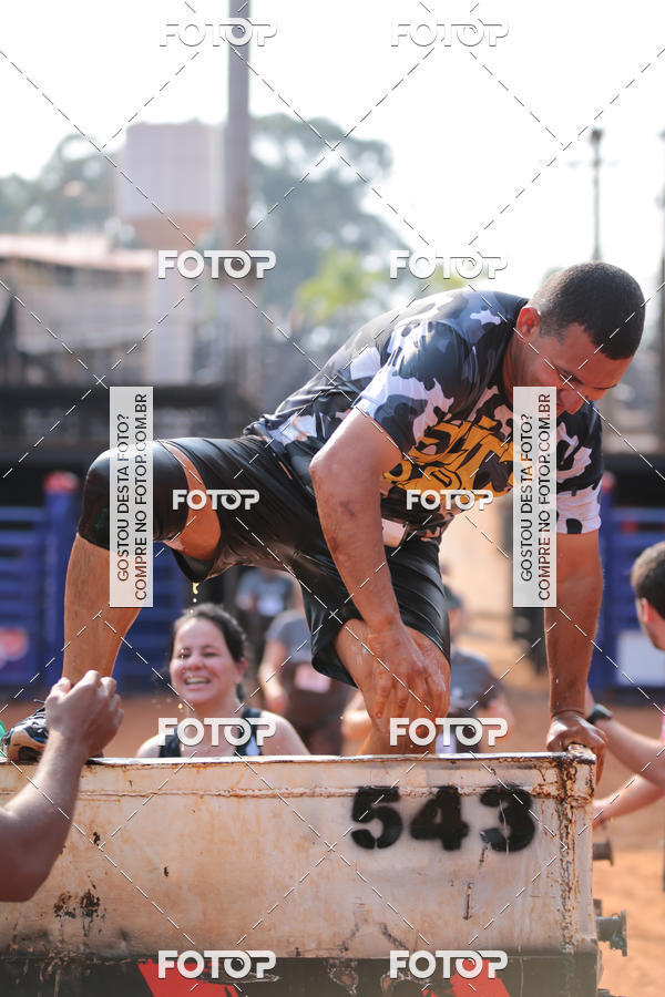 Buy your photos of the event1 Military Cross Run on Fotop