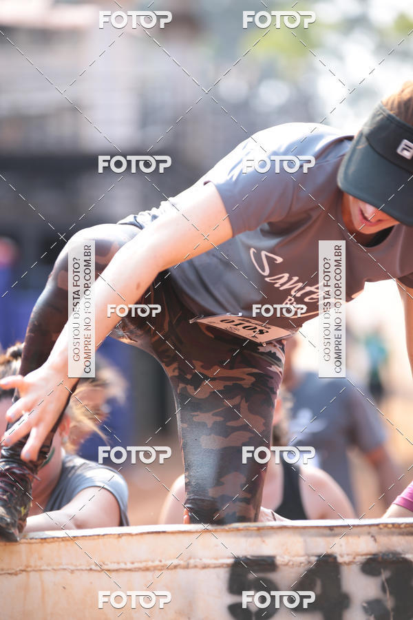 Buy your photos of the event1 Military Cross Run on Fotop