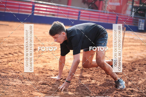 Buy your photos of the event1 Military Cross Run on Fotop