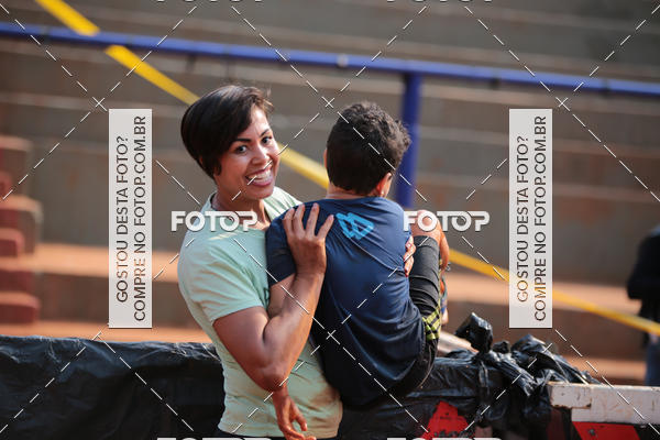 Buy your photos of the event1 Military Cross Run on Fotop