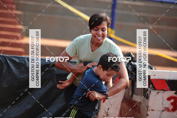 Buy your photos of the event1 Military Cross Run on Fotop