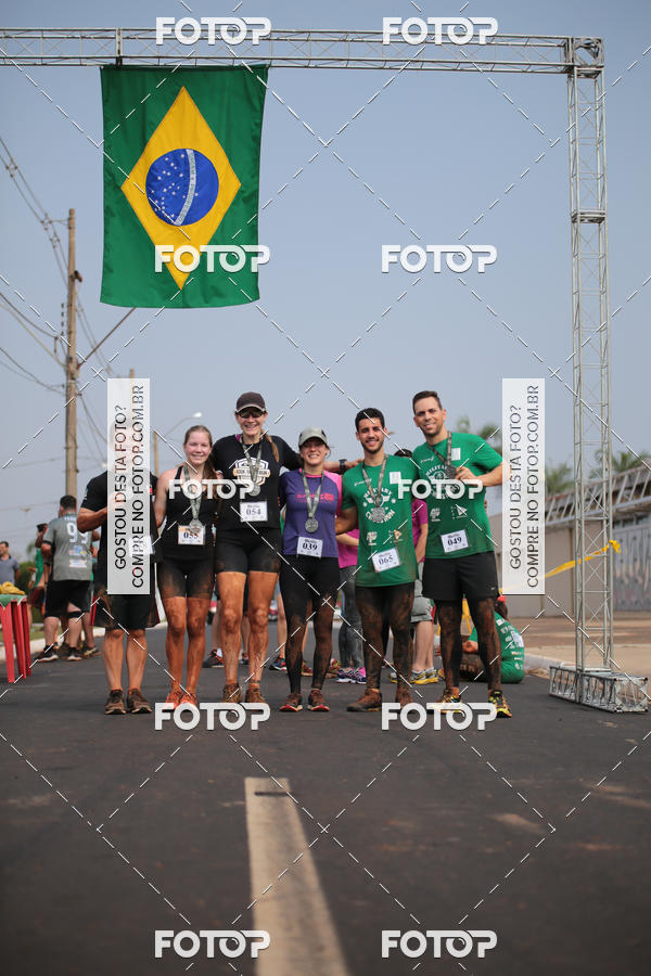 Buy your photos of the event1 Military Cross Run on Fotop