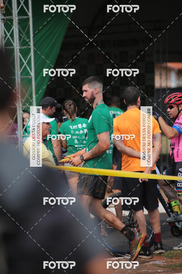 Buy your photos of the event1 Military Cross Run on Fotop