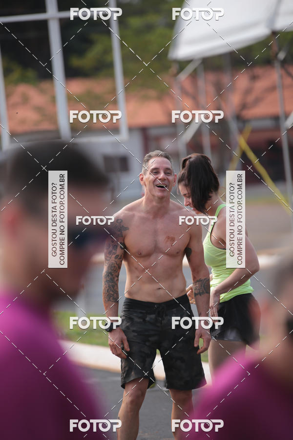 Buy your photos of the event1 Military Cross Run on Fotop