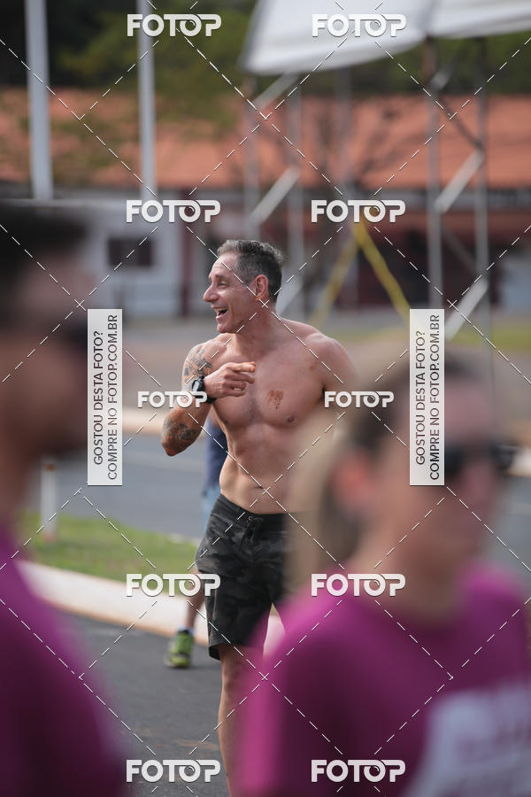 Buy your photos of the event1 Military Cross Run on Fotop