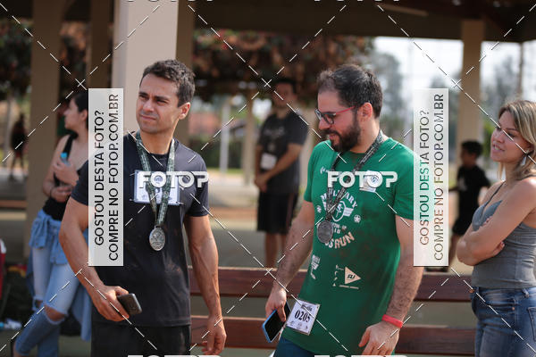 Buy your photos of the event1 Military Cross Run on Fotop