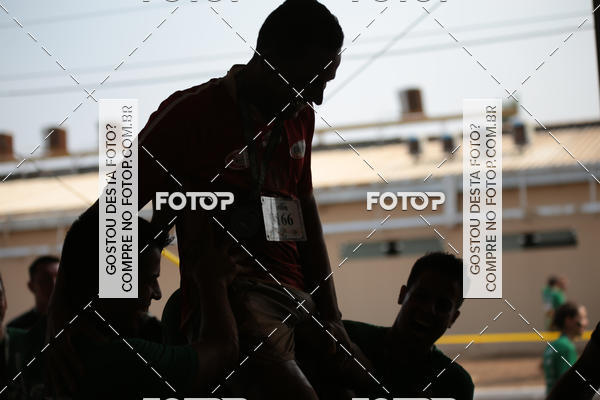 Buy your photos of the event1 Military Cross Run on Fotop