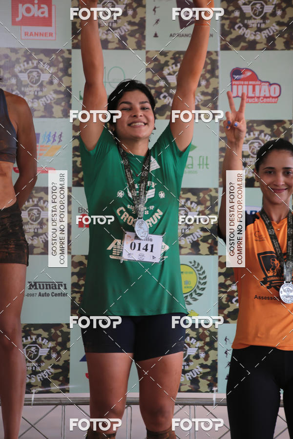 Buy your photos of the event1 Military Cross Run on Fotop