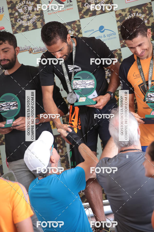 Buy your photos of the event1 Military Cross Run on Fotop