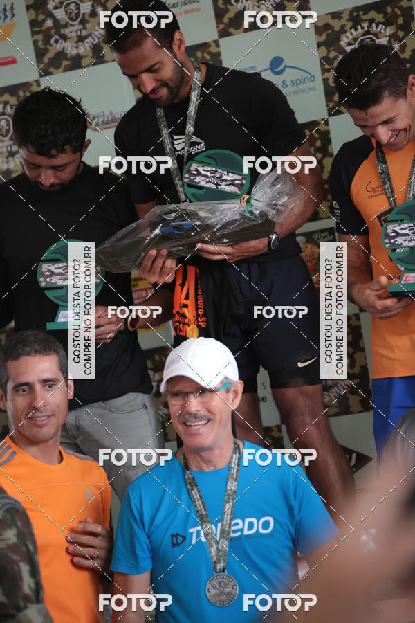 Buy your photos of the event1 Military Cross Run on Fotop