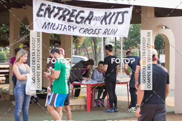 Buy your photos of the event1 Military Cross Run on Fotop