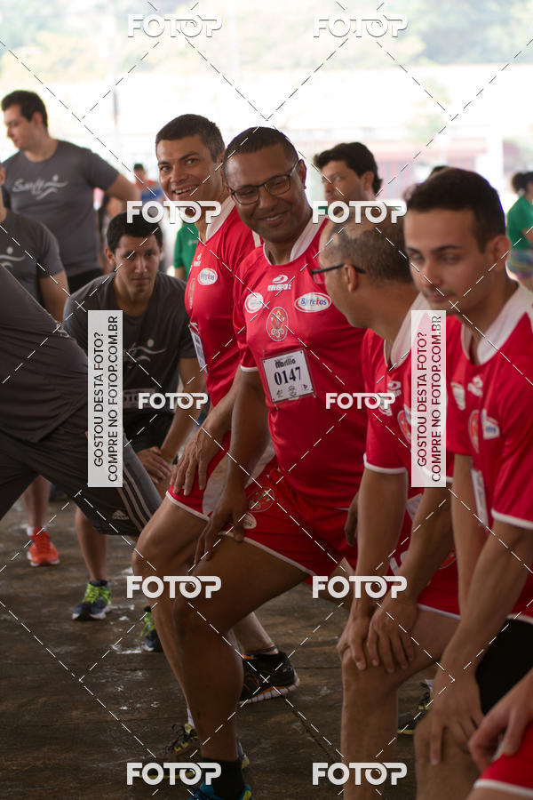 Buy your photos of the event1 Military Cross Run on Fotop