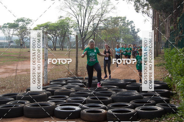 Buy your photos of the event1 Military Cross Run on Fotop