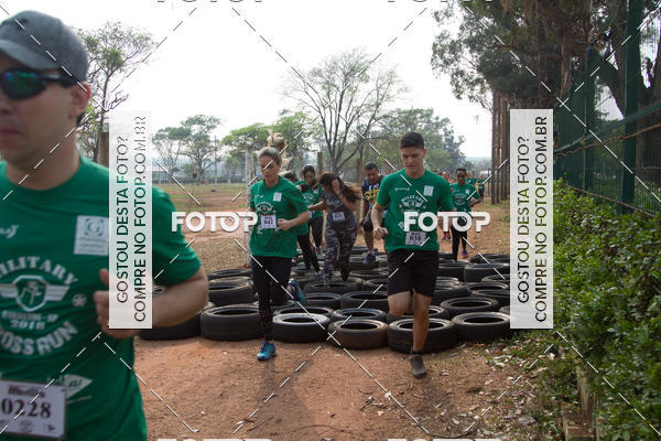 Buy your photos of the event1 Military Cross Run on Fotop
