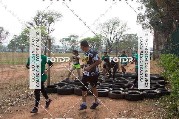 Buy your photos of the event1 Military Cross Run on Fotop