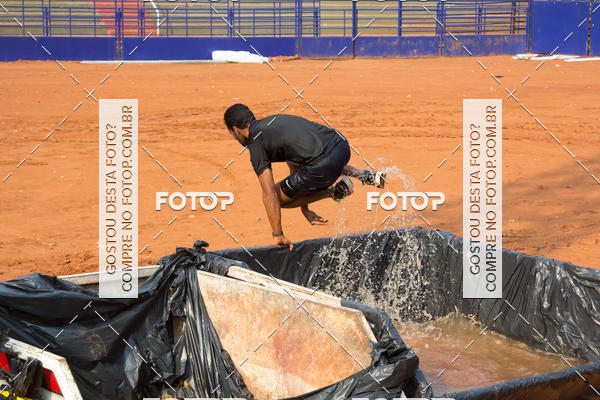 Buy your photos of the event1 Military Cross Run on Fotop