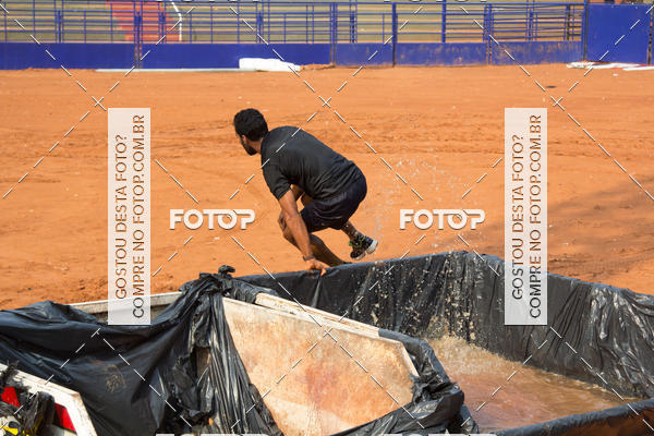 Buy your photos of the event1 Military Cross Run on Fotop