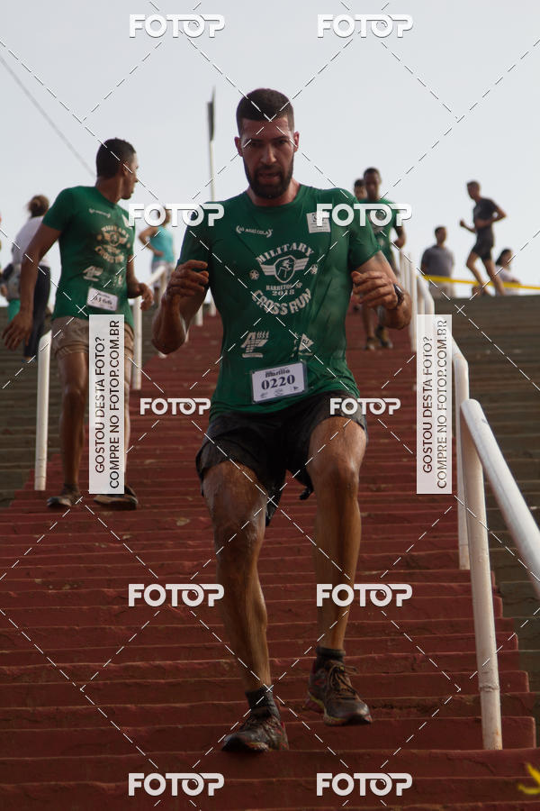 Buy your photos of the event1 Military Cross Run on Fotop