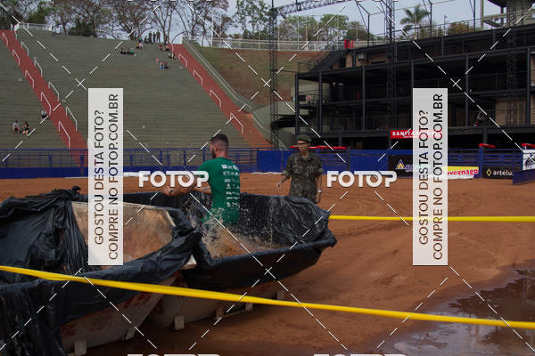 Buy your photos of the event1 Military Cross Run on Fotop