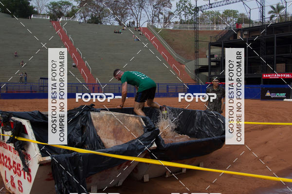 Buy your photos of the event1 Military Cross Run on Fotop