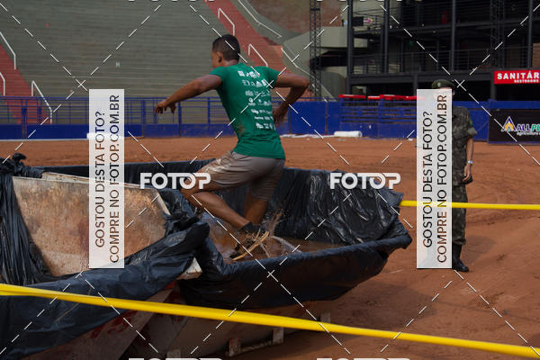 Buy your photos of the event1 Military Cross Run on Fotop